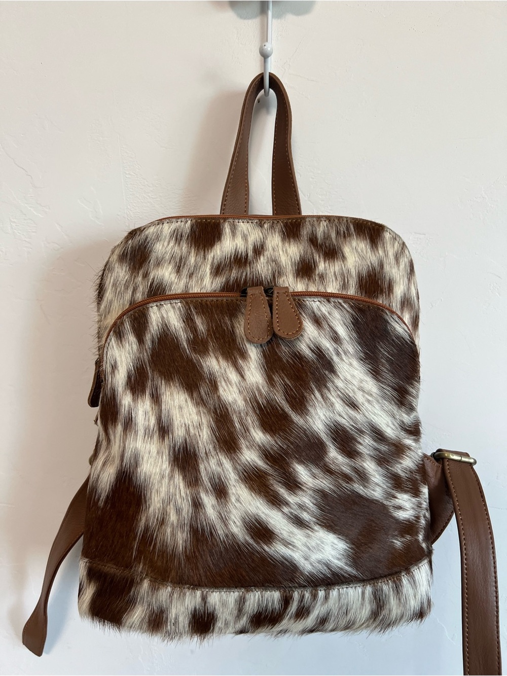 Small Cowhide Leather Backpack | Western Boho Tan Brown White Boutique Bag NWT - Picture 8 of 10